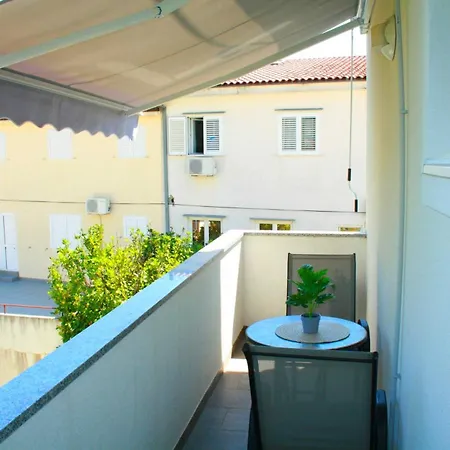 19 Apartamento Makarska