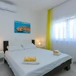 Apartament 19 Makarska