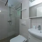 Apartament 19 *