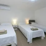 Apartament 19