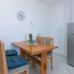 Apartament 19 *