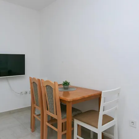 Apartman 19 Makarska