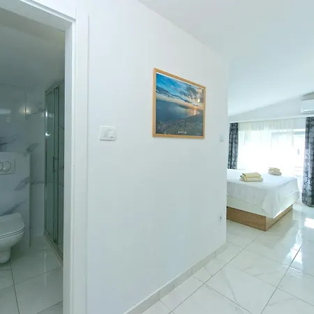 Apartment 19 Makarska