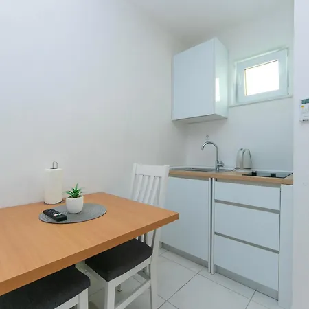 Apartman 19