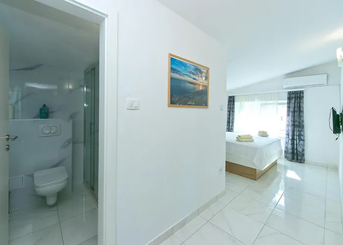 Apartment 19 Makarska